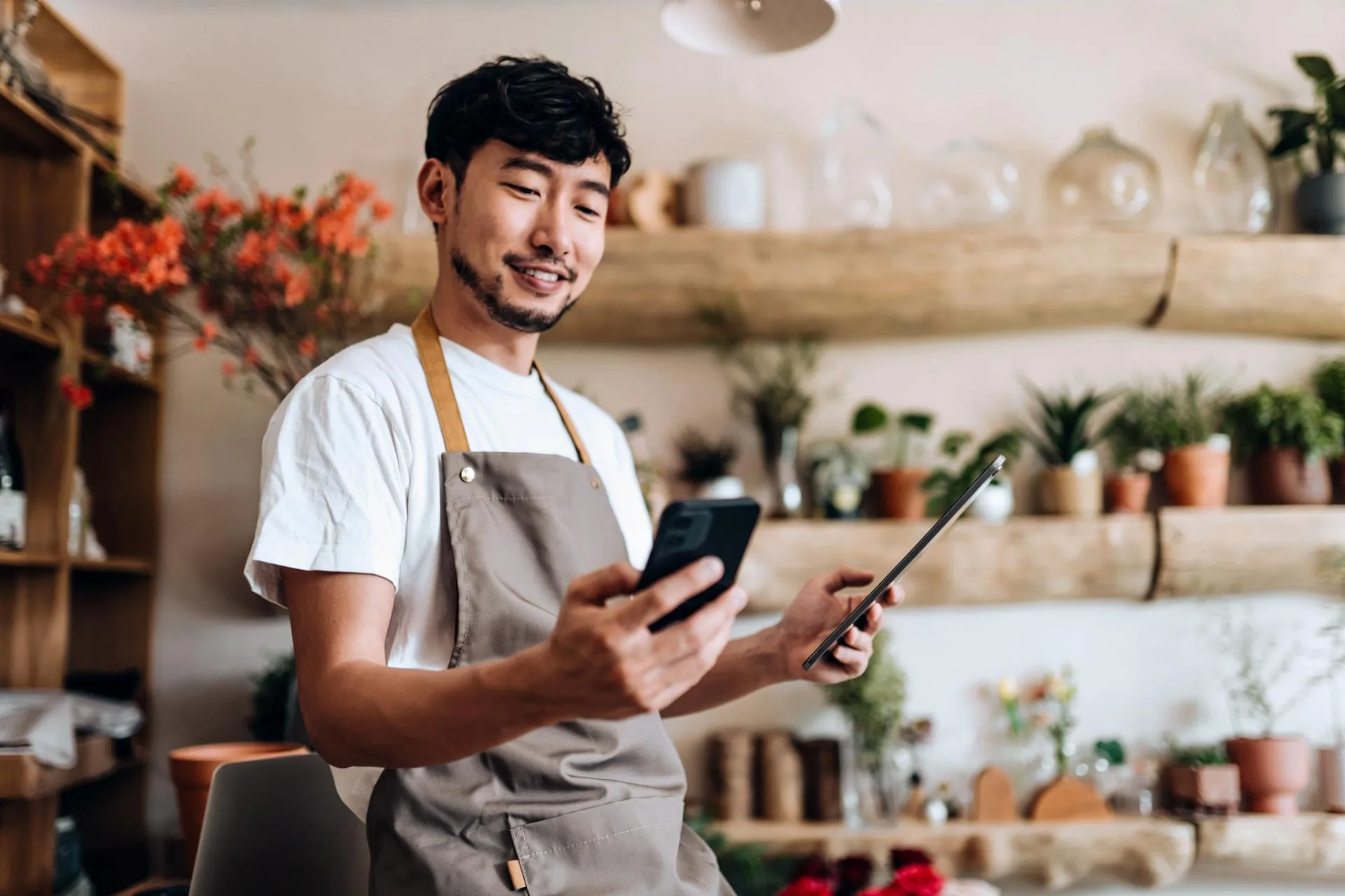 LINE Marketing in Japan and Thailand | 8×8