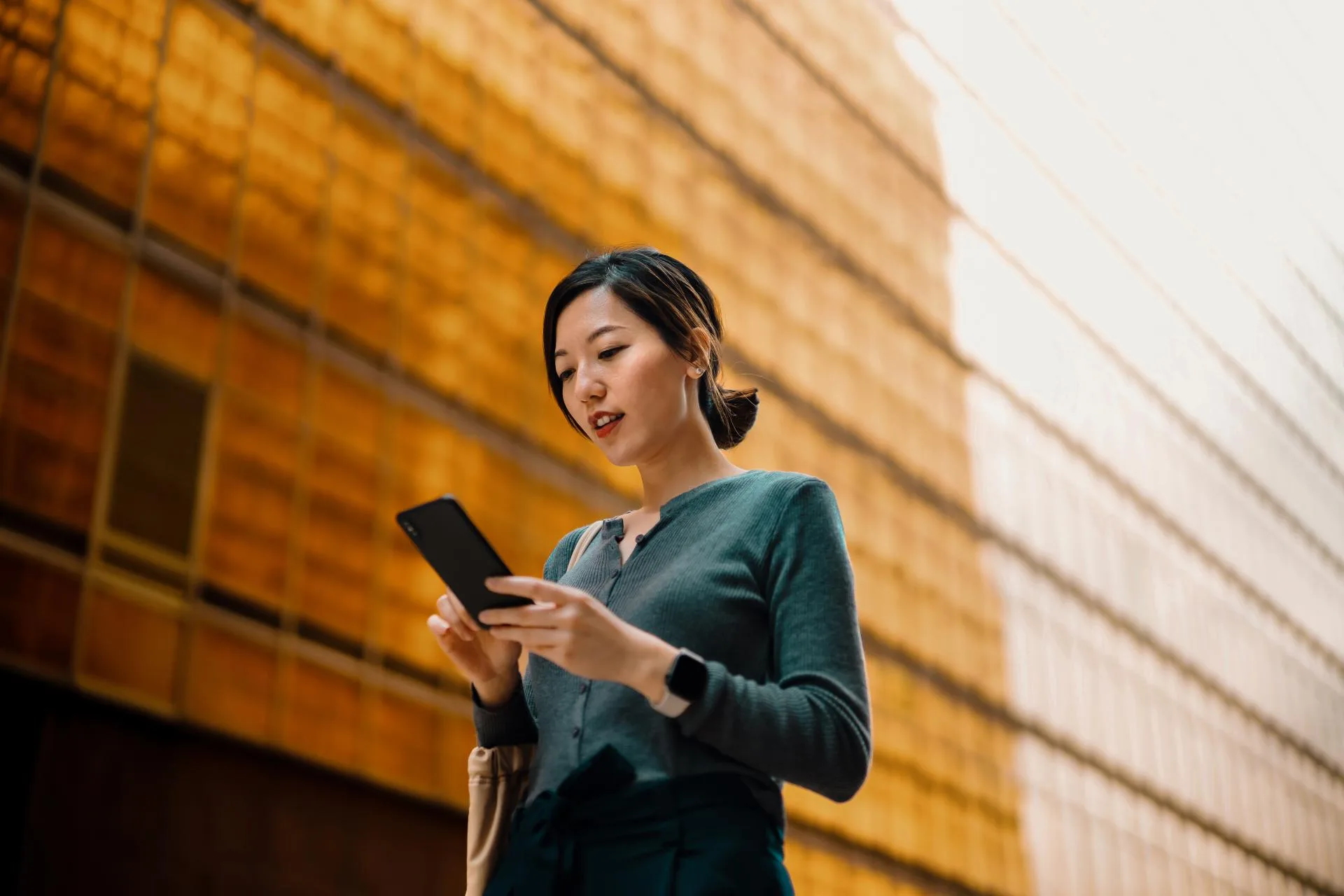 Conversational AI in Banking: 5 Use Cases That Work | 8×8